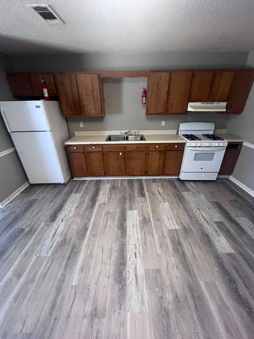 Apartment for rent at 250 Ivie Lane, Mantachie, MS 38855