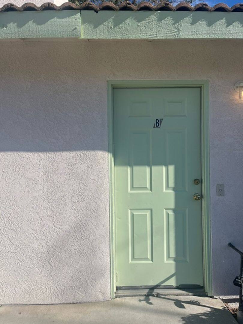 Apartment for rent at 5916 Auburn St, Bakersfield, CA 93306