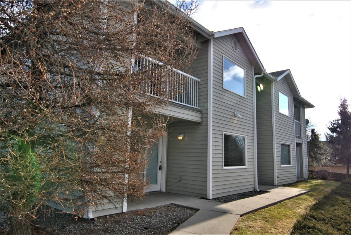 Apartment for rent at 589 B Eastmont Ave, East Wenatchee, WA 98802
