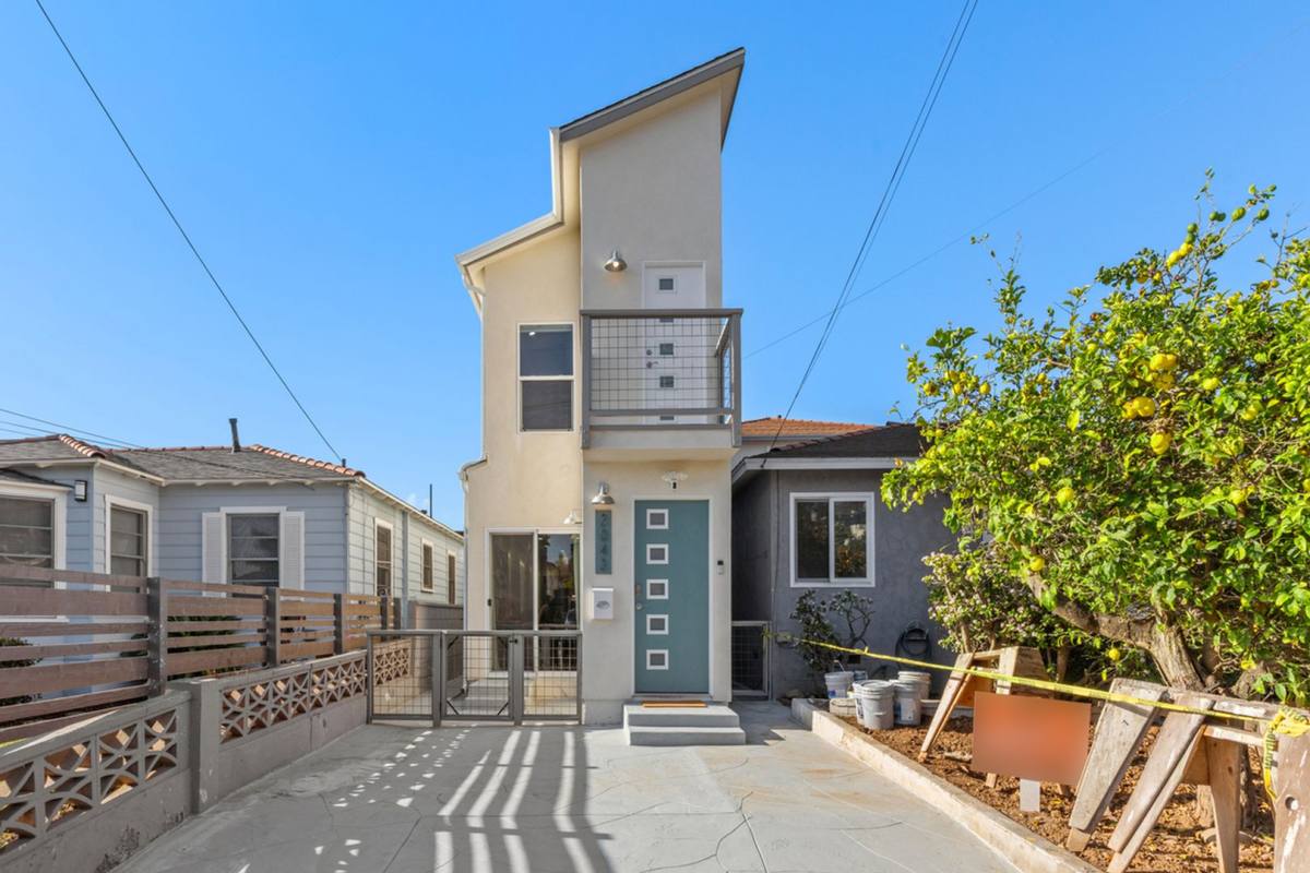 House for rent at 3043 Oliphant St, San Diego, CA 92106