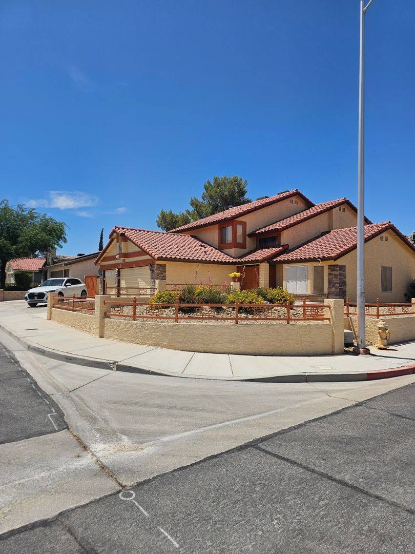 House for rent at 8600 Abanico Court, Las Vegas, NV 89117