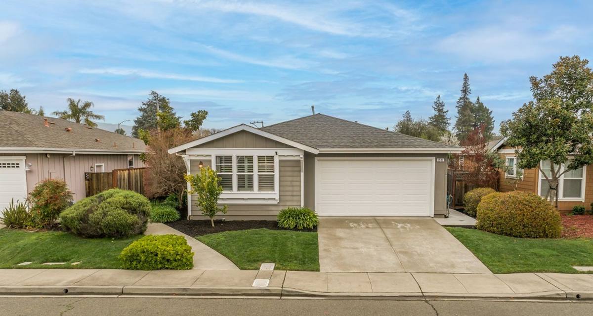 House for rent at 3982 Lucero St, Napa, CA 94558