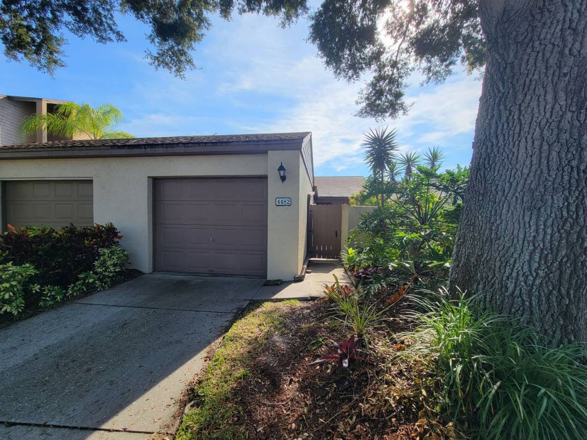 Condo for rent at 4482 Winston Lane N, Sarasota, FL 34235
