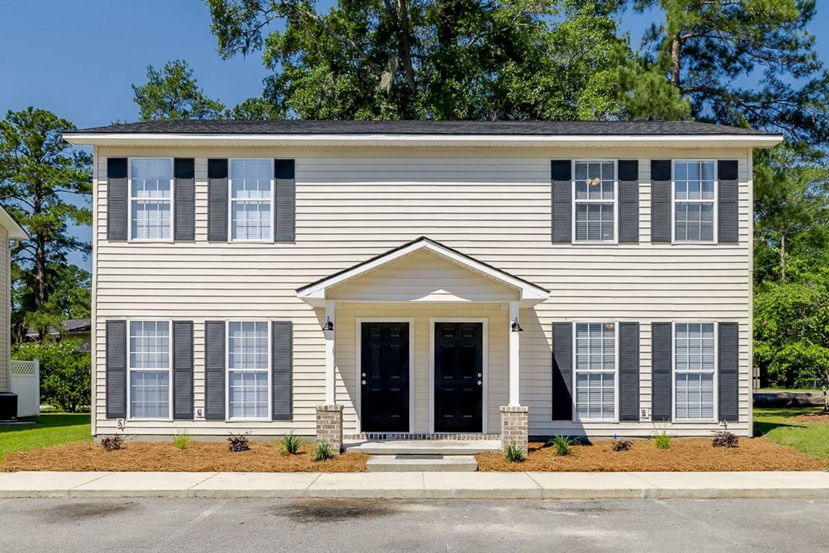 Apartment for rent at 509 W 9th St, Rincon, GA 31326