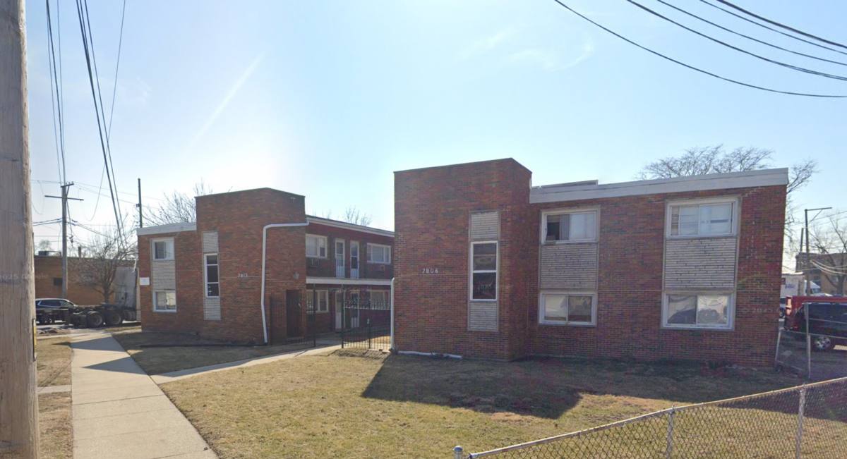 Apartment for rent at 7806-7812 S Troy St, Chicago, IL 60652