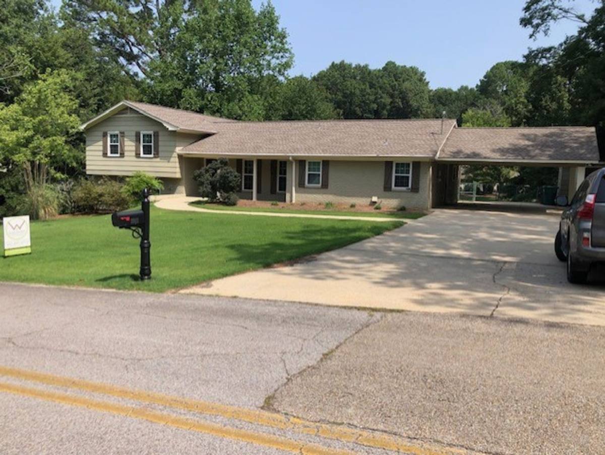 House for rent at 2012 Van St, Tupelo, MS 38804