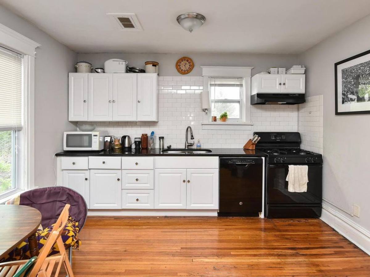 Apartment for rent at 1226 Adams St NE, Minneapolis, MN 55413
