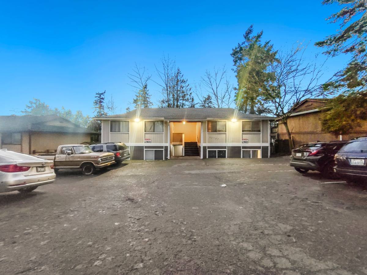 Apartment for rent at 24423 27th Ave S, Seattle, WA 98198