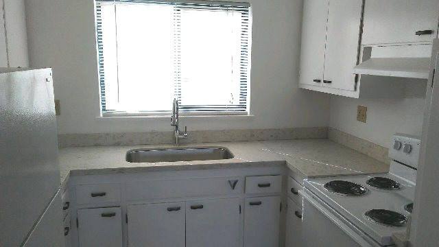Apartment for rent at 1737 Solano Ave, Berkeley, CA 94707