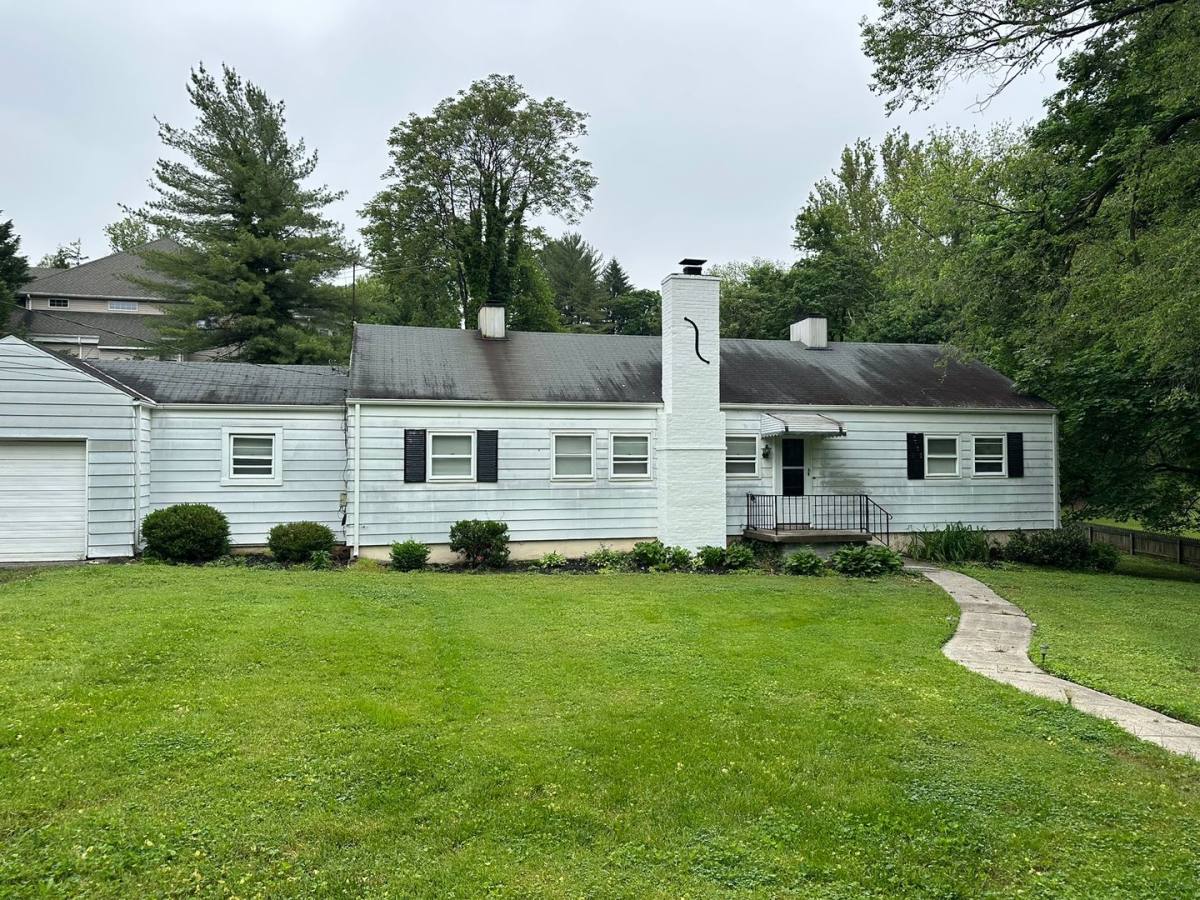 House for rent at 1506 Dunlora Rd, Towson, MD 21204