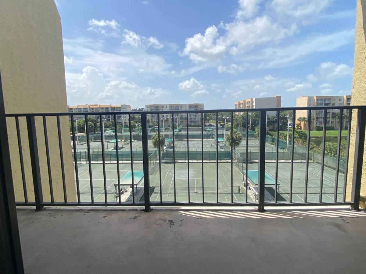 Apartment for rent at 2828 Tennis Club, West Palm Beach, FL 33417