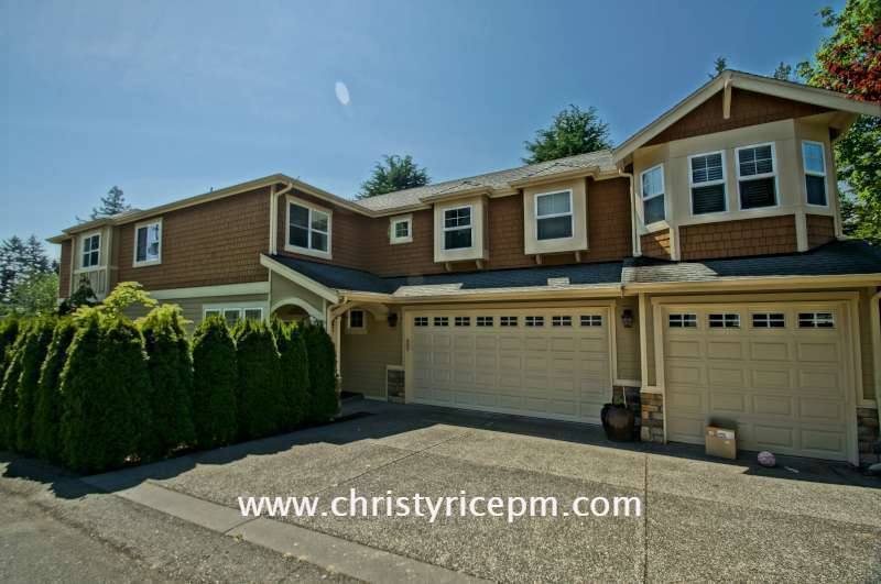 House for rent at 11341 106th Ave NE, Kirkland, WA 98033