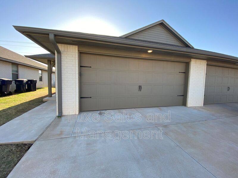 11410 N Lincoln Blvd, Oklahoma City, OK 73114