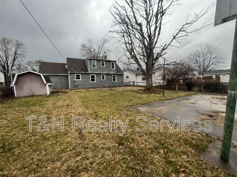 House for rent at 2121 Gerrard Ave, Indianapolis, IN 46224