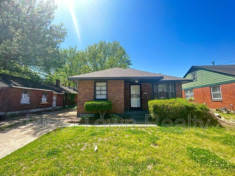 House for rent at 1491 Hamilton St, Memphis, TN 38114