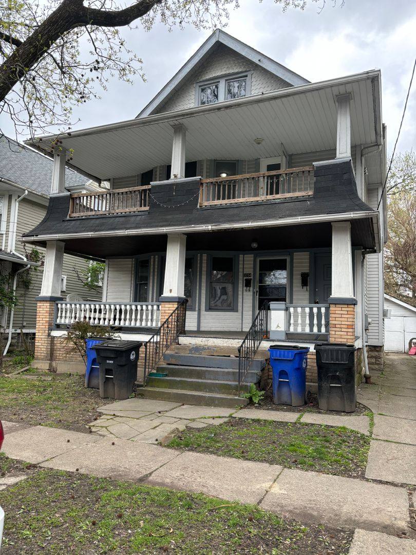Apartment for rent at 3252 W 99th St, Cleveland, OH 44102