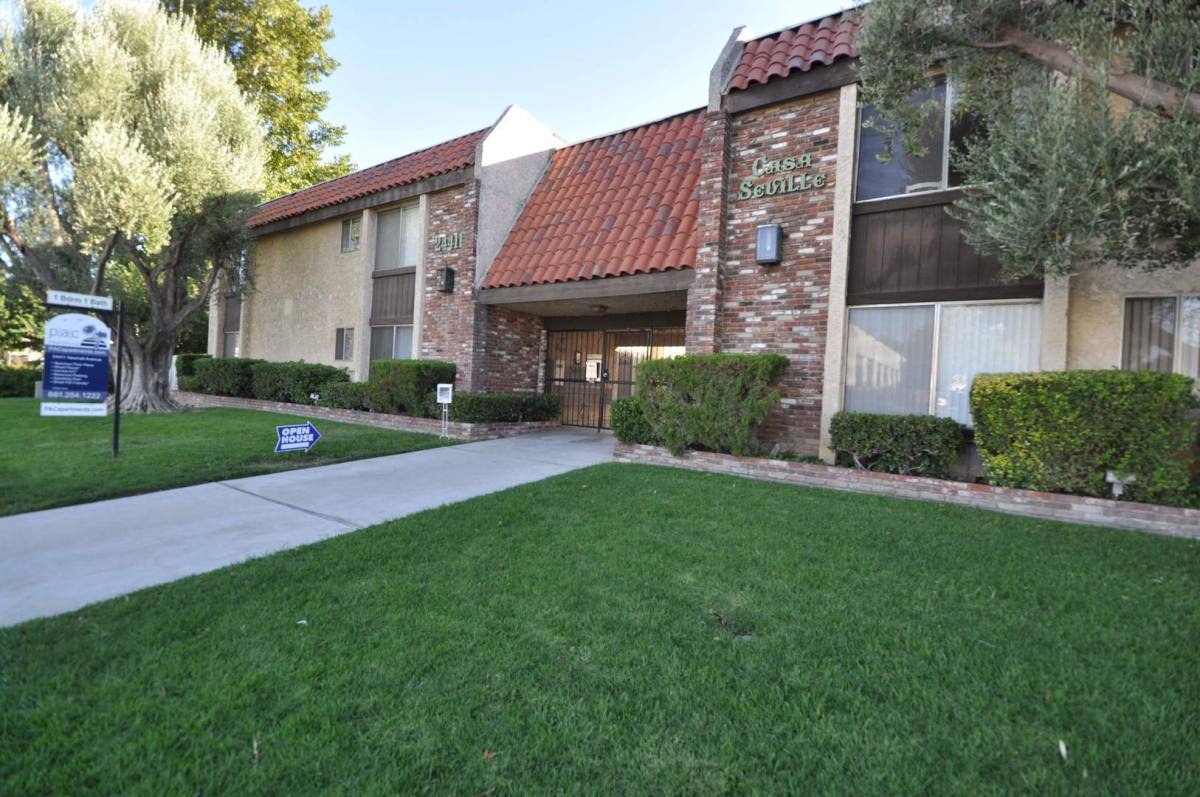 Apartment for rent at 24411 Newhall Ave, Newhall, CA 91321