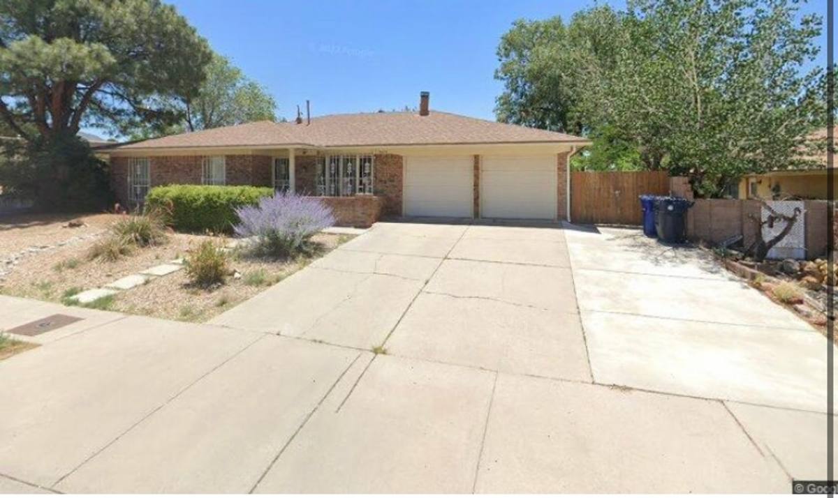House for rent at 9620 Admiral Dewey Ave NE, Albuquerque, NM 87111