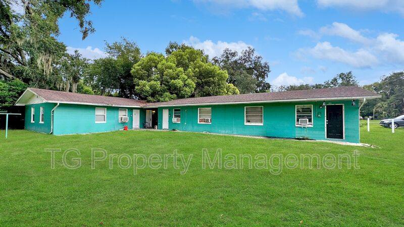 Apartment for rent at 7459 Grant Ave, Jacksonville, FL 32208