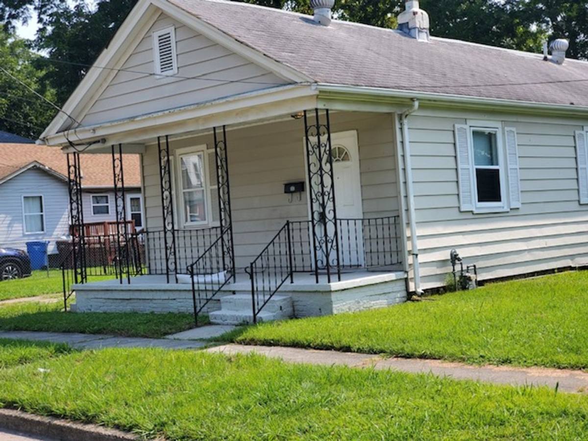 House for rent at 1314 20th St, Chesapeake, VA 23324