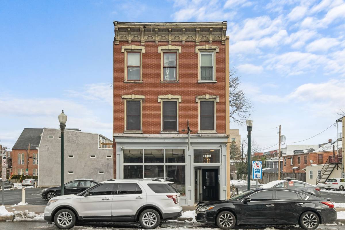 Apartment for rent at 1015 N 3rd St, Harrisburg, PA 17102