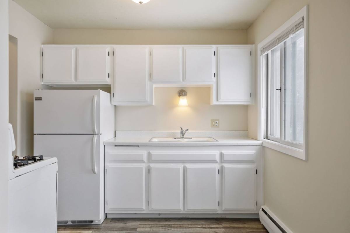 Apartment for rent at 224 Cedar Lake Rd N, Minneapolis, MN 55405