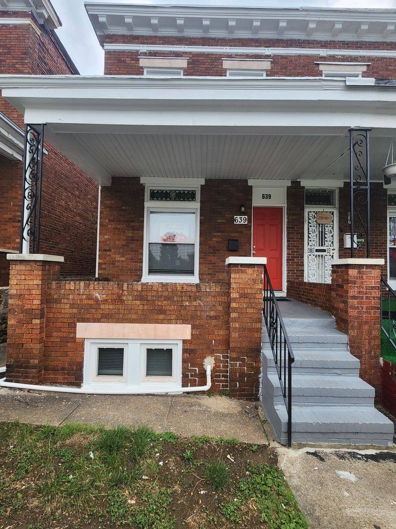 Townhouse for rent at 639 N Bentalou St, Baltimore, MD 21216