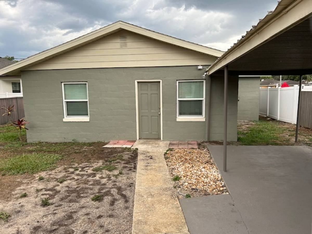 House for rent at 816 Ariana St, Lakeland, FL 33803