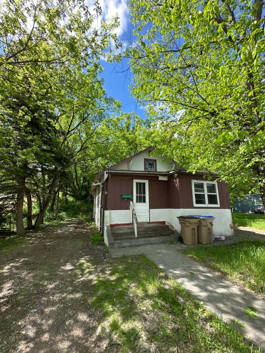 Apartment for rent at 728 Arbor Ave SE, Minot, ND 58701