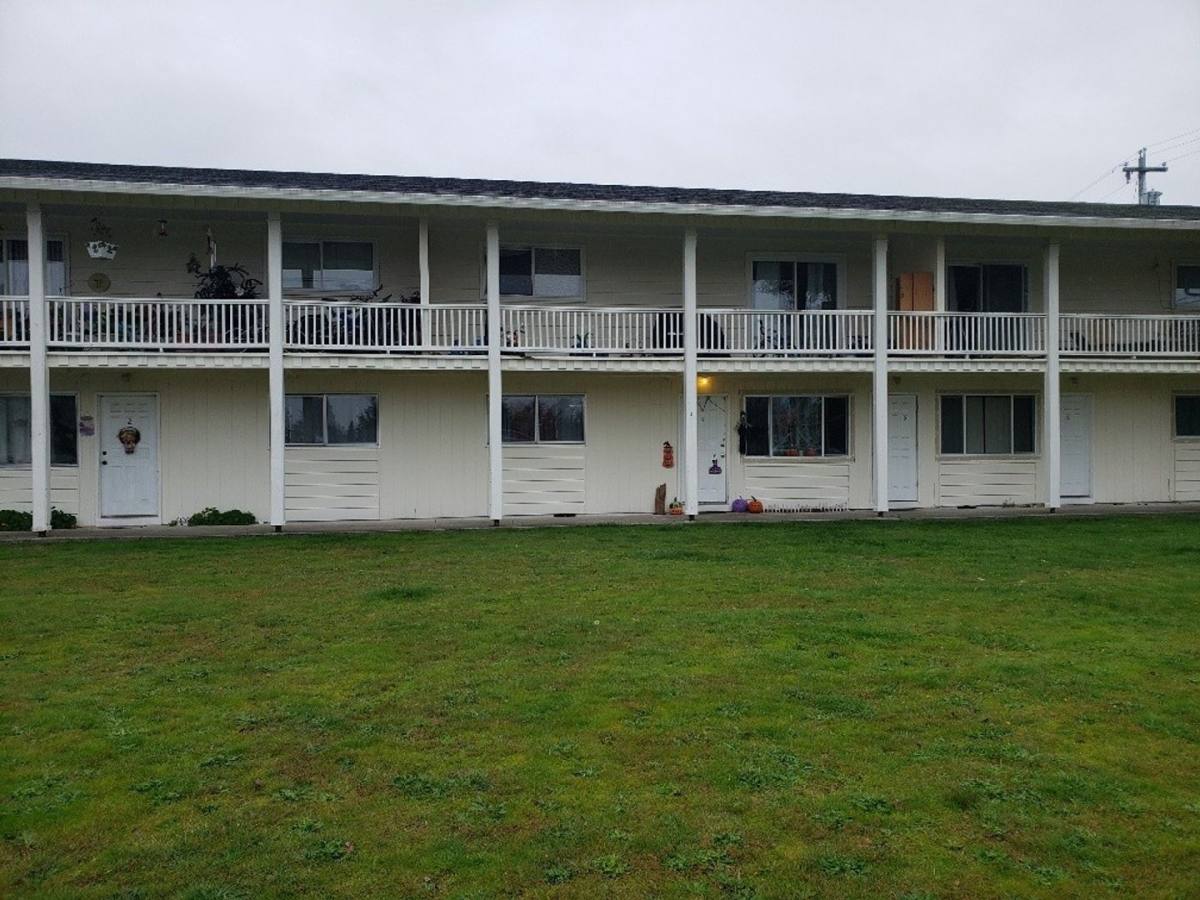 Apartment for rent at 1216 W Young St, Elma, WA 98541