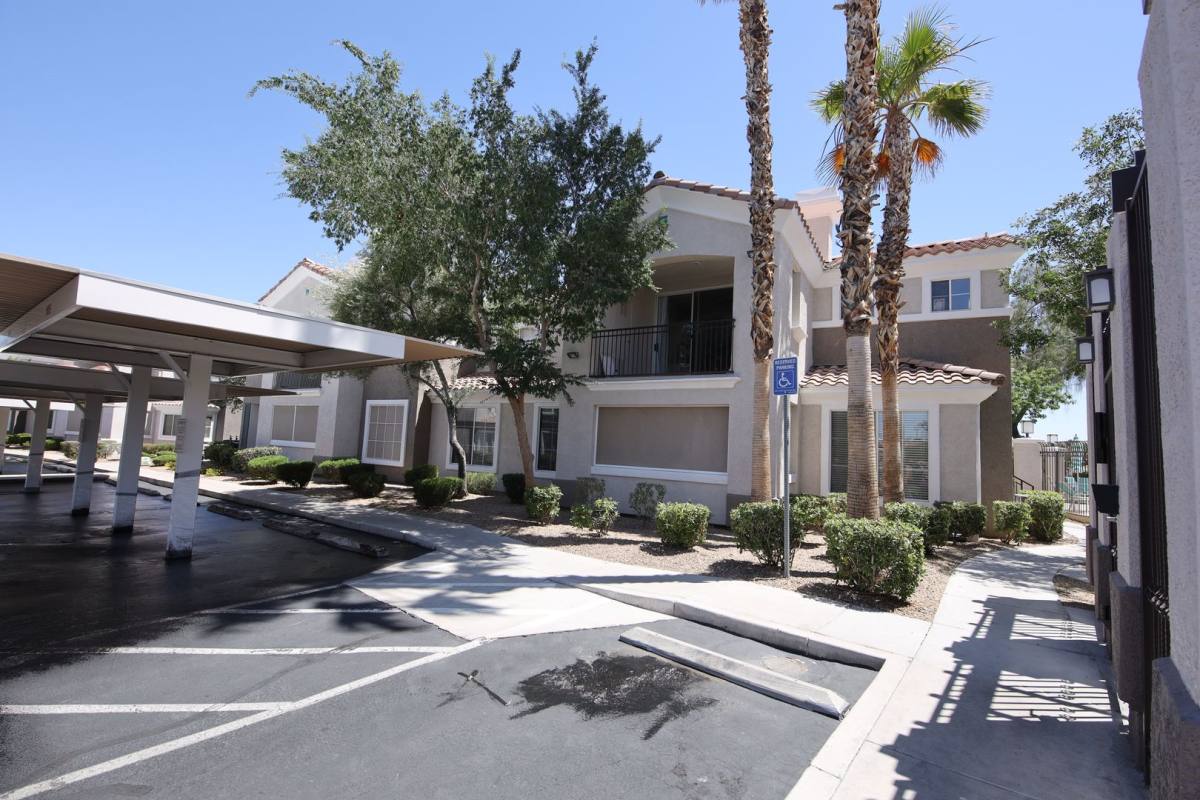 Apartment for rent at 2325 Windmill Parkway, Henderson, NV 89074