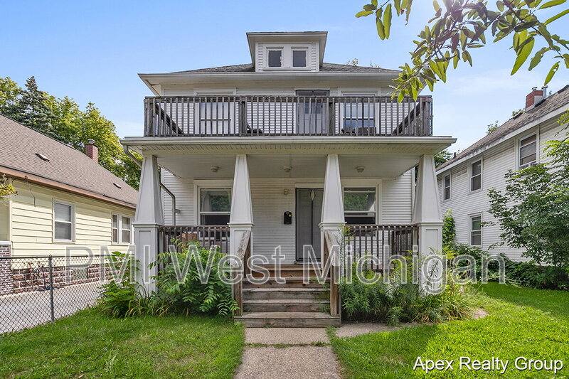 Apartment for rent at 1530 Quarry Ave NW #2, Grand Rapids, MI 49504