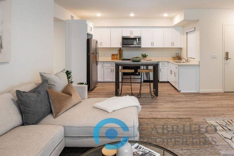 Apartment for rent at 5526 Lauretta St #204, San Diego, CA 92110