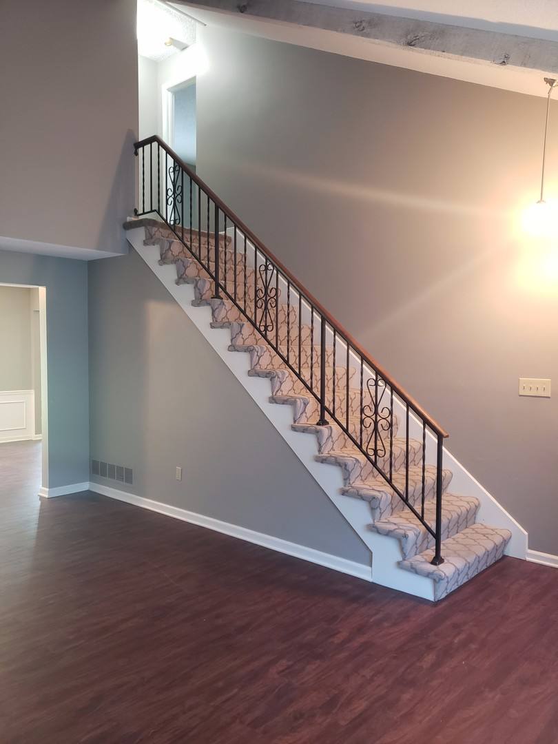 House for rent at 8819 W 77th St, Overland Park, KS 66204