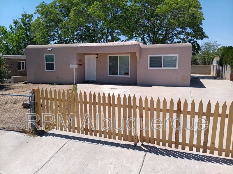 House for rent at 1015 June St NE, Albuquerque, NM 87112