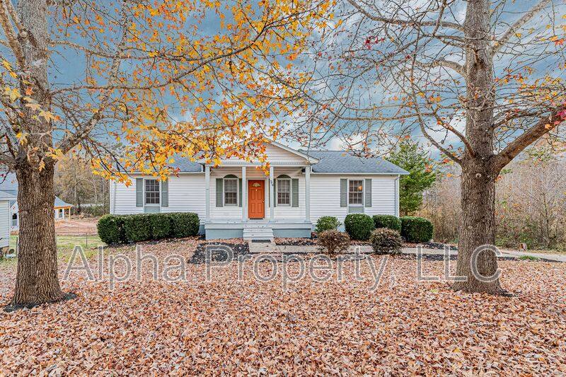 House for rent at 314 S Plainview Dr, Greenville, SC 29611