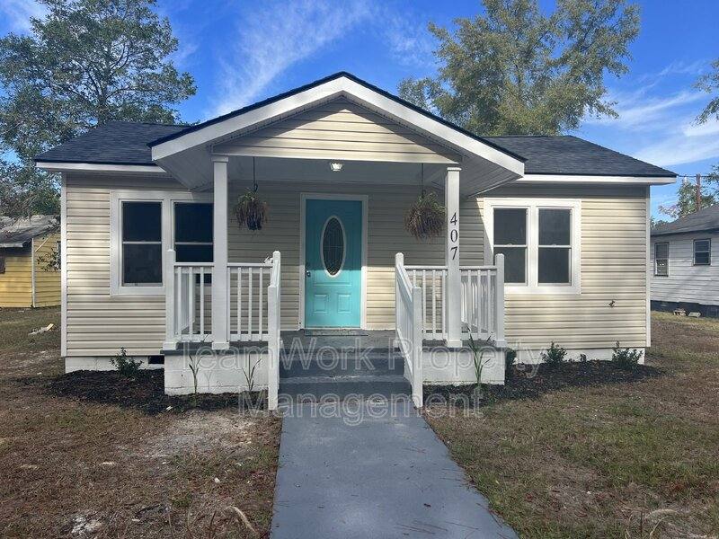 House for rent at 407 Gruber St, Walterboro, SC 29488