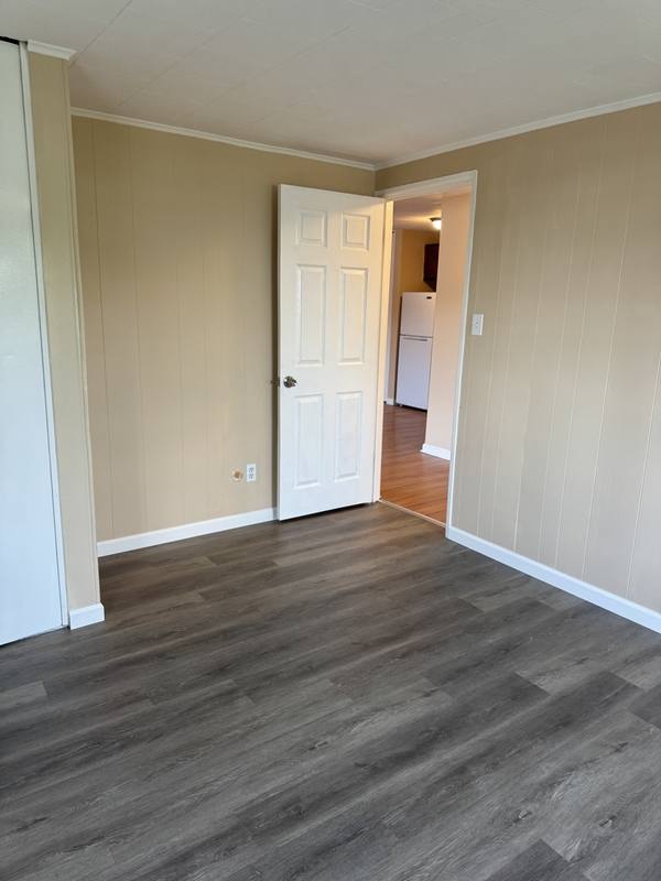 Apartment for rent at 6450 John Ave #8, Niagara Falls, NY 14304