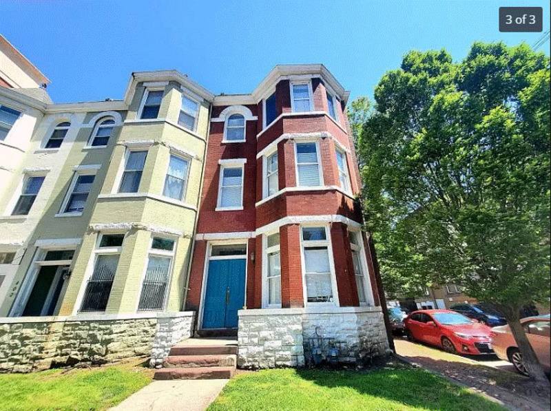Apartment for rent at 400 W Grace St #3, Richmond, VA 23220