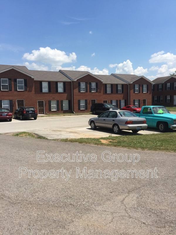 Apartment for rent at 1115-O Crowne Pointe Dr, Elizabethtown, KY 42701