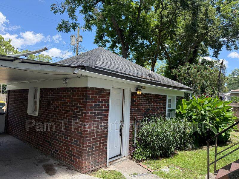 Apartment for rent at 724 E 49th St #C, Savannah, GA 31405