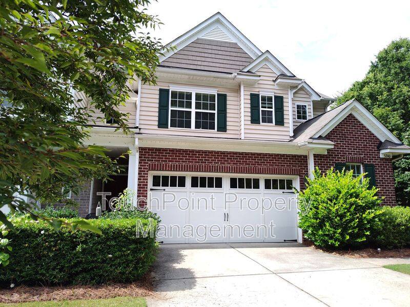 Townhouse for rent at 5240 Allison Lane, Charlotte, NC 28277
