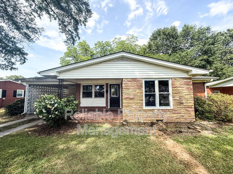 House for rent at 908 E Horne St, Clayton, NC 27520