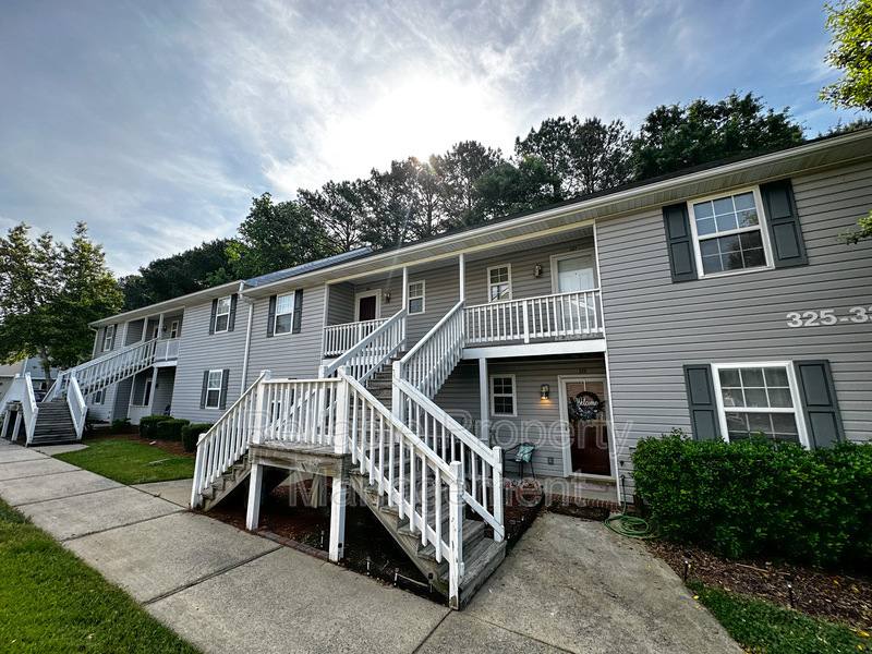 Apartment for rent at 353 S Moore St, Clayton, NC 27520