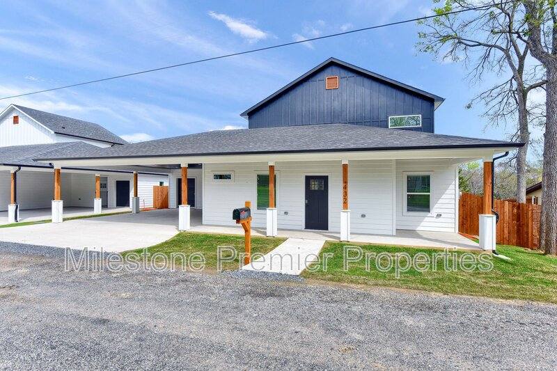 House for rent at 432 Bentwood Dr, Pottsboro, TX 75076