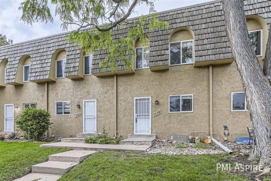 Townhouse for rent at 7378 E Princeton Ave, Denver, CO 80237