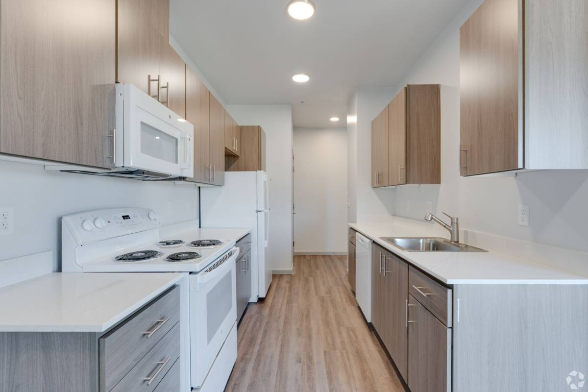 Apartment for rent at 1032 Big Mountain Ave S, Salem, OR 97306