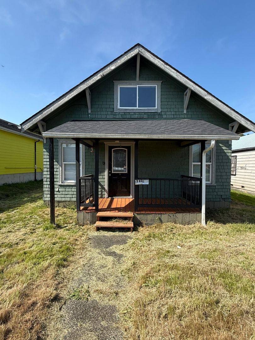 House for rent at 2811 Simpson Ave, Hoquiam, WA 98550