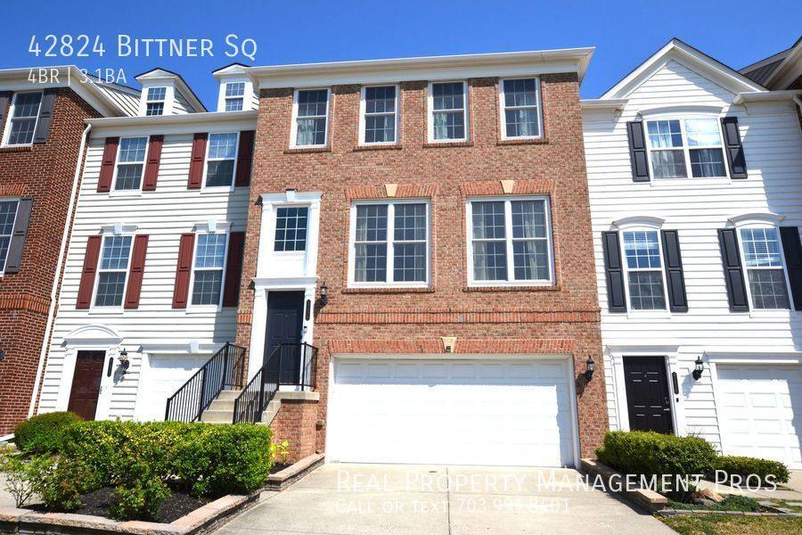 Townhouse for rent at 42824 Bittner Square, Ashburn, VA 20148