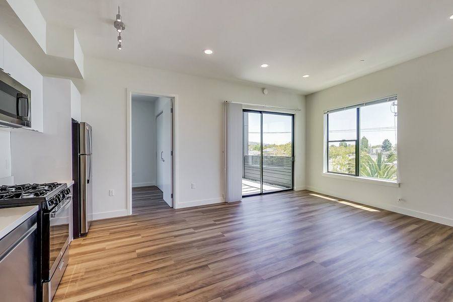 Apartment for rent at 950 63rd St #302, Emeryville, CA 94608